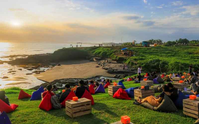 Pantai Kedungu, Pantai Cinta dengan View Menakjubkan