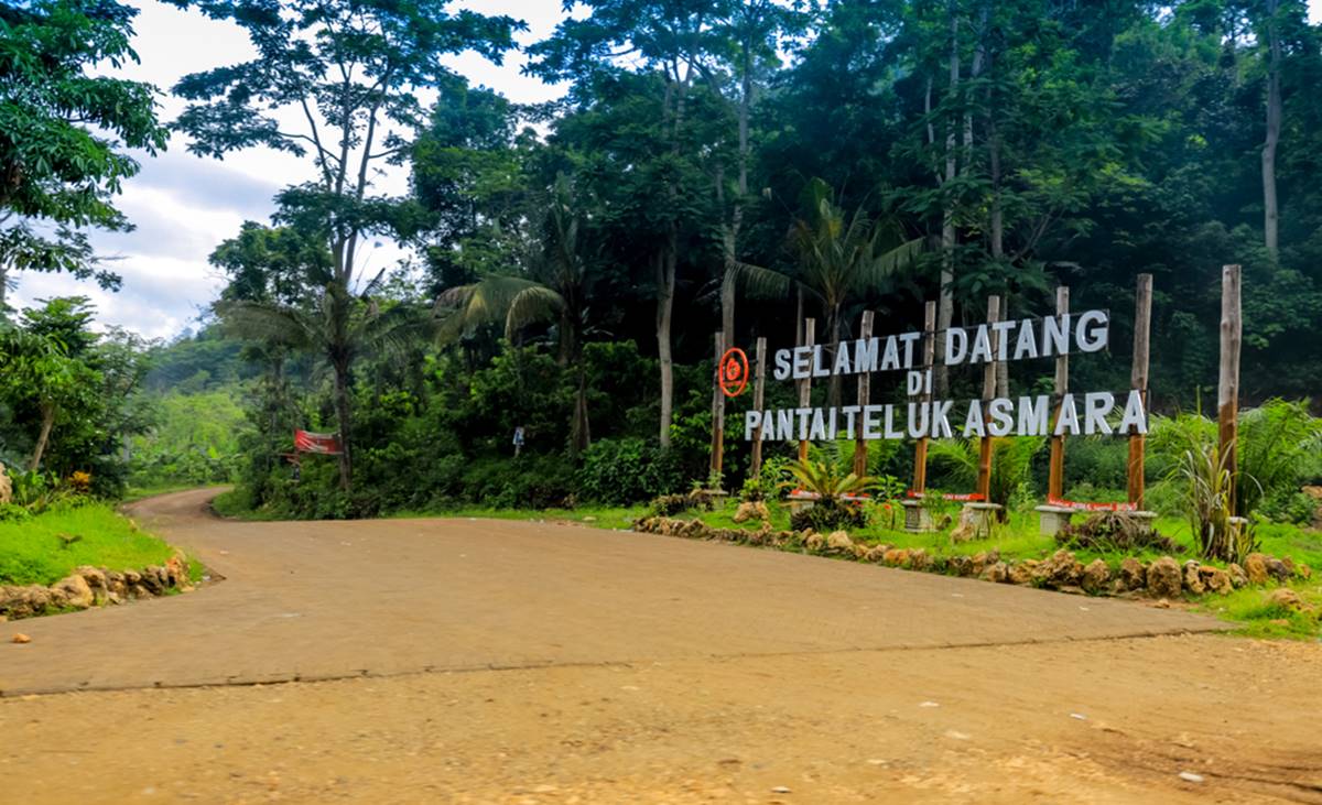 Lokasi Pantai Teluk Asmara.jpg