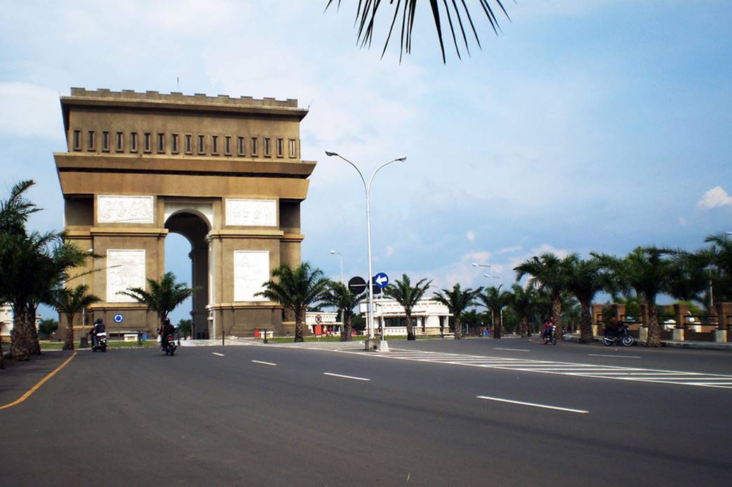 Lokasi Simpang Lima Gumul Kediri.jpg