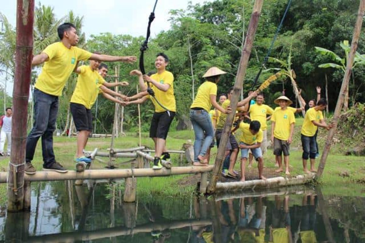 Outbond di Ledok Sambi.jpg