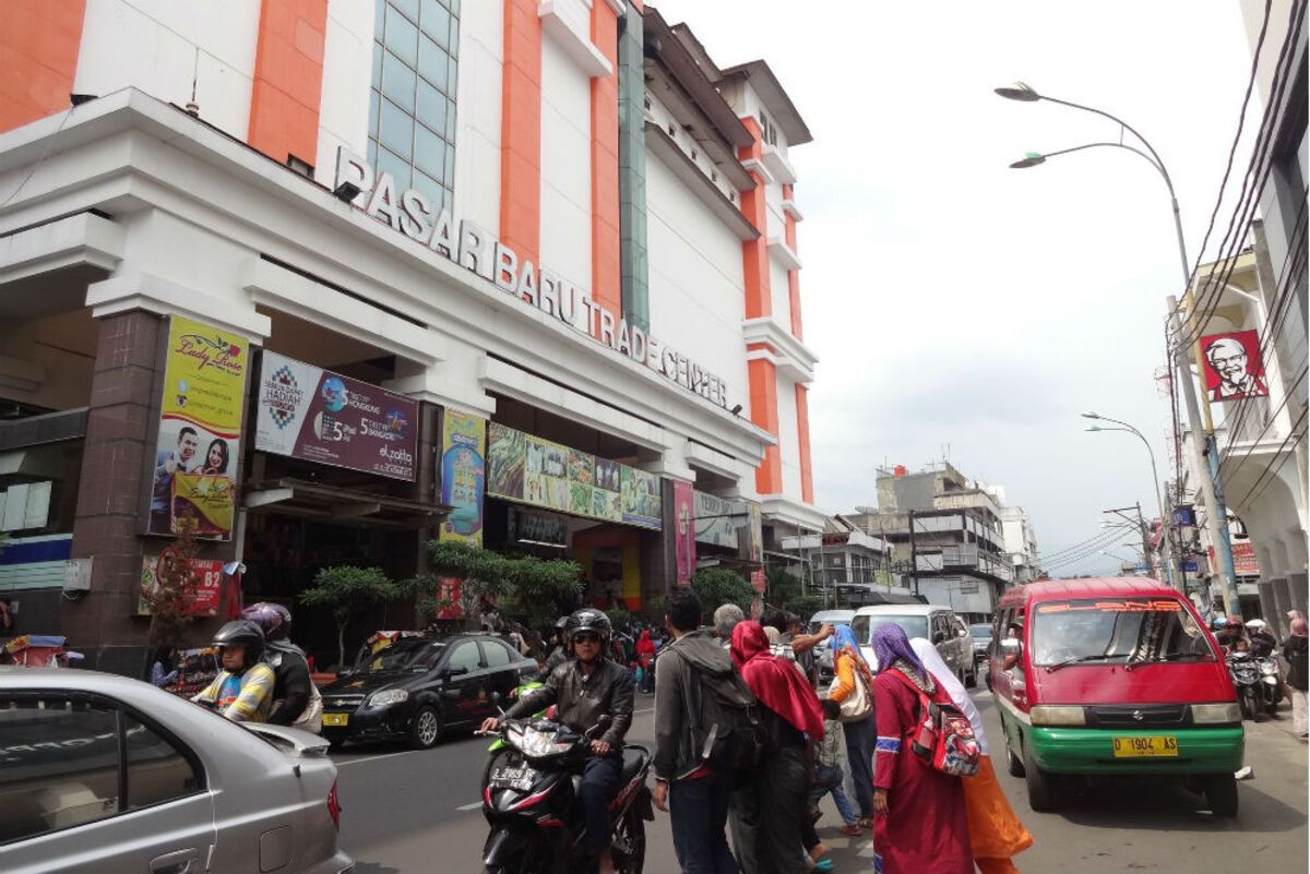 Pasar Baru Bandung.jpg