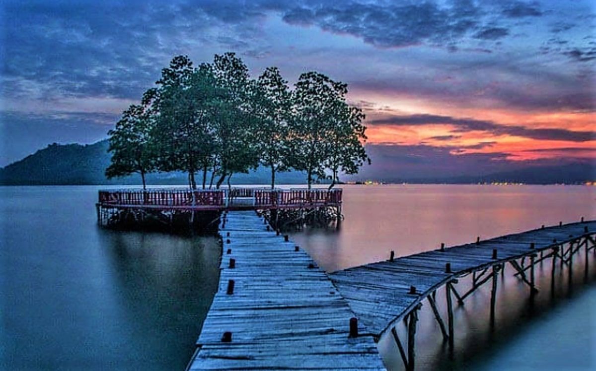 Pulau Cinta yang Ikonik.jpg