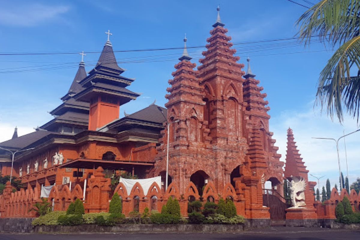 Sejarah Katedral Denpasar.jpg