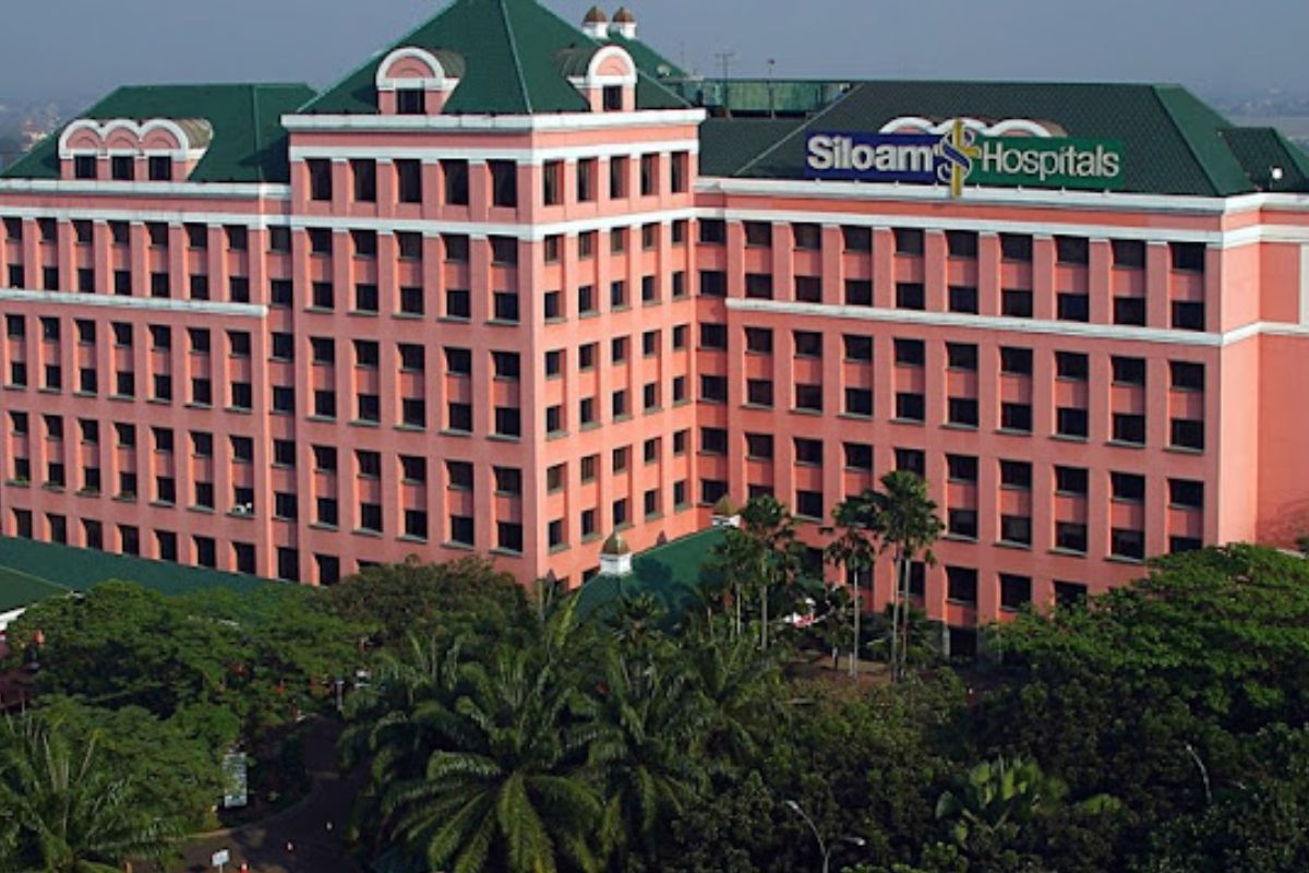 Siloam Hospitals Lippo Village.jpg