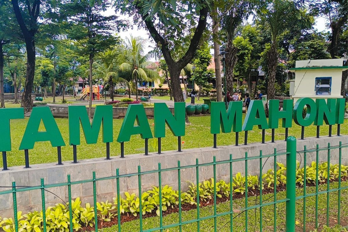 Taman Mahoni.jpg