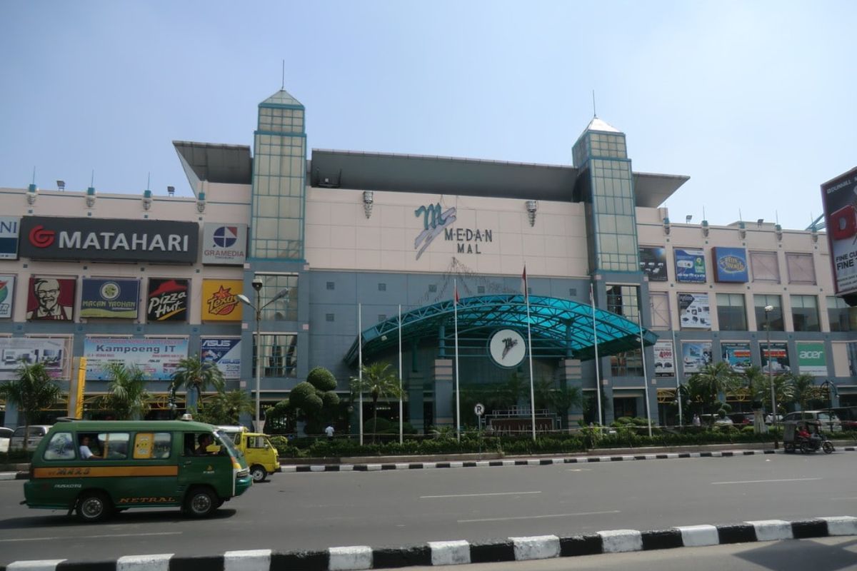 Tampak depan Medan Mall.jpg