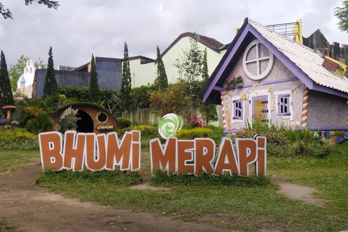 Tulisan Bhumi Merapi.jpg