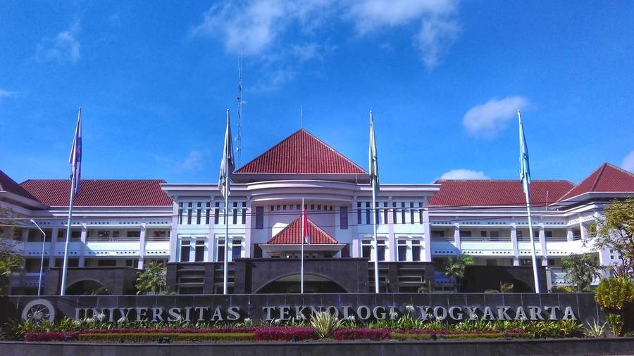 Universitas Teknologi Yogyakarta.jpg