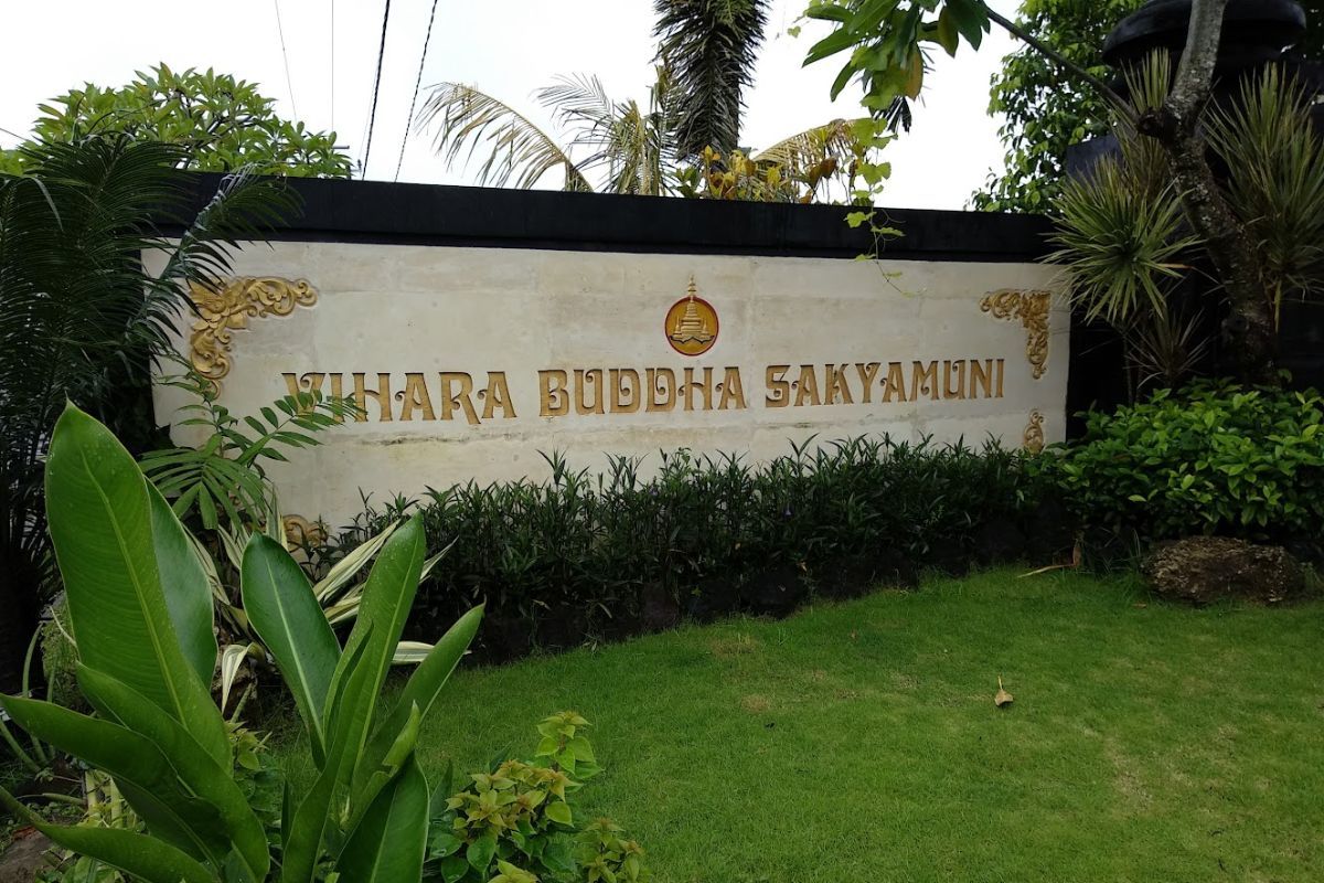 Vihara Buddha Sakyamuni.jpg