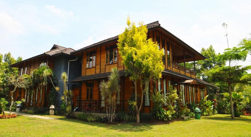 Villa Gardenia Bandung.jpg