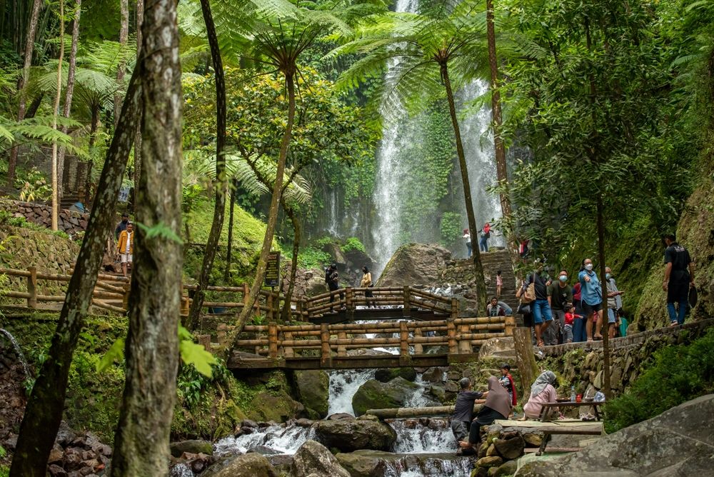 air terjun jumog karanganyar (1).jpg