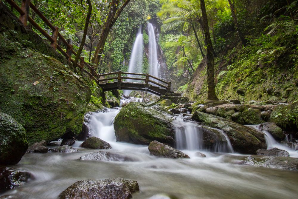 air terjun jumog karanganyar (3).jpg