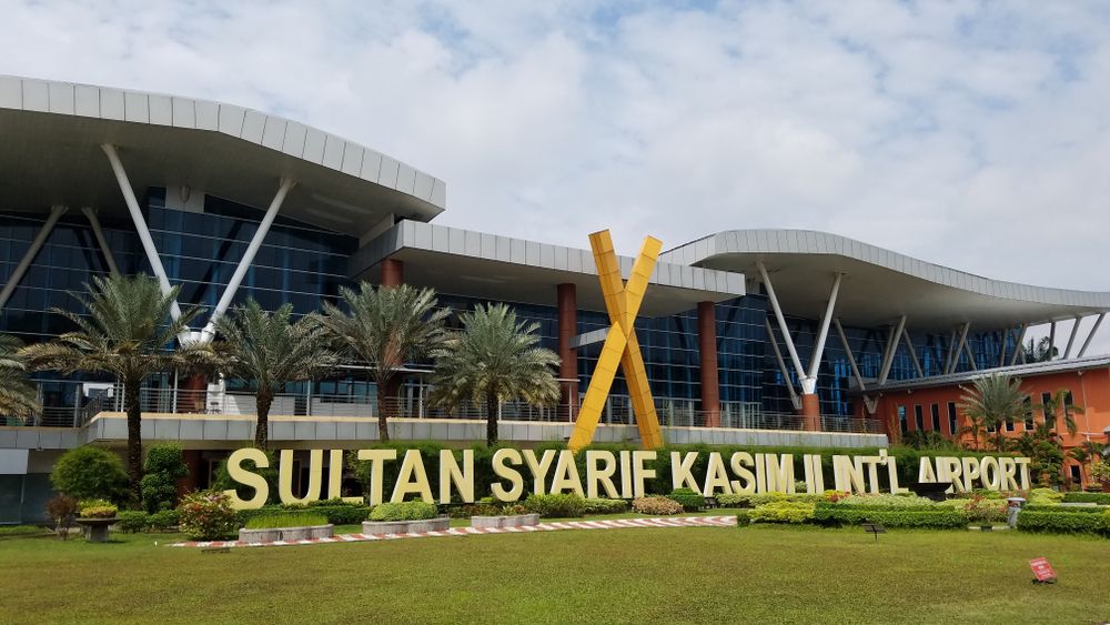 bandara pekanbaru.jpg