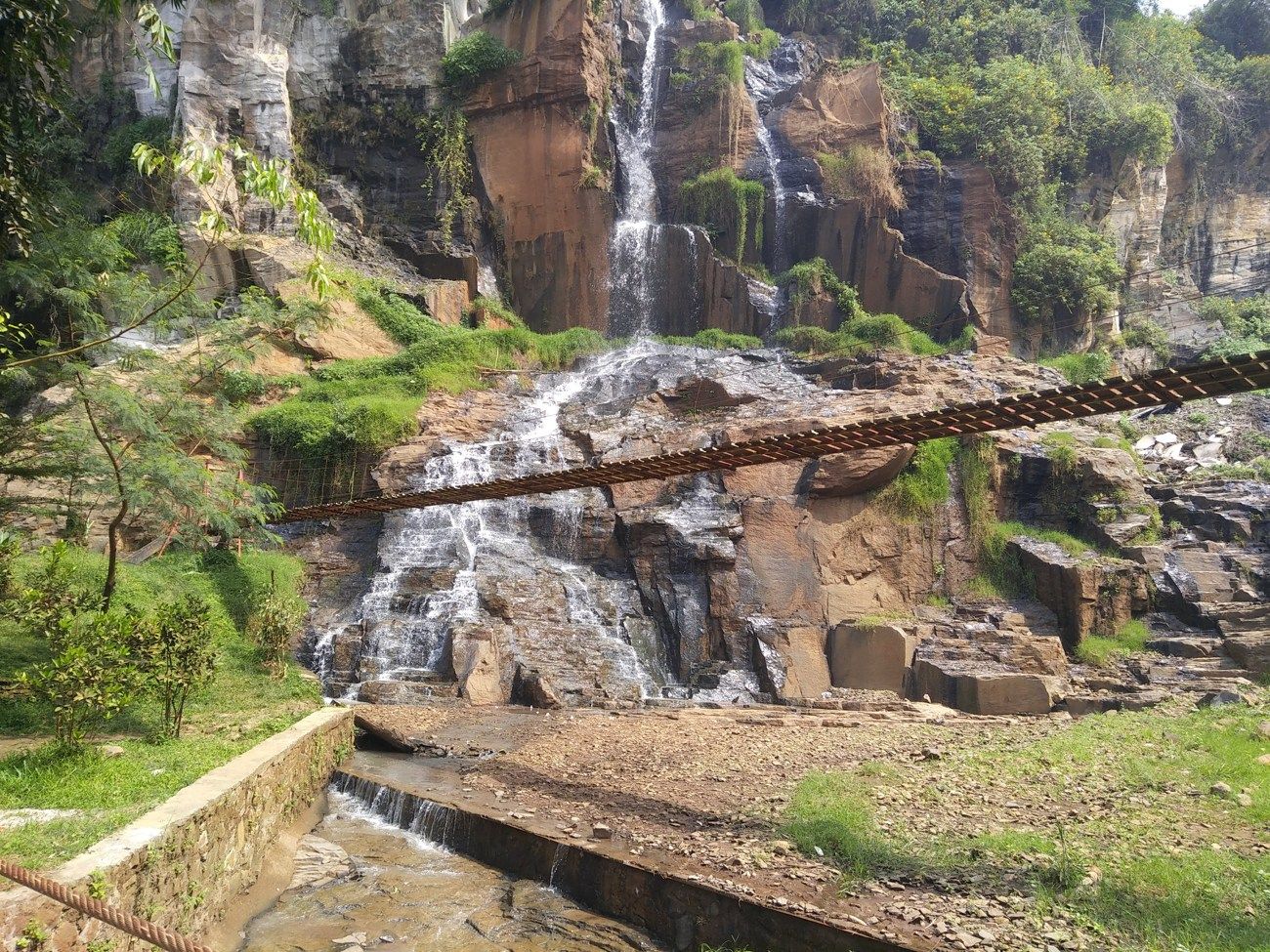 curug batu templek.jpg