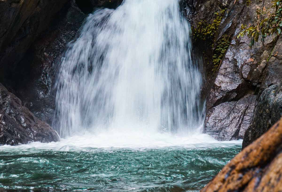 pesona curug putri kencana.jpg