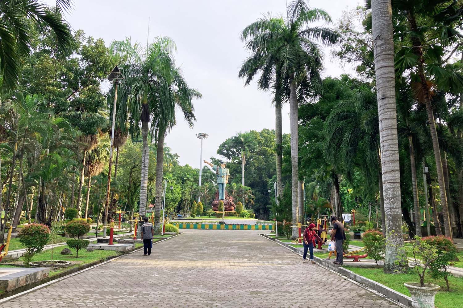 taman ahmad yani (1).jpg